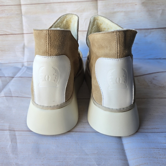 Fly London Women's Suede Slip-on Cozey Boots - Picture 4 of 7